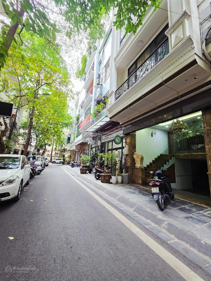 Bán nhà ngụy như kon tum  60m2  9 tầng giá42,5 tỷ thang máy  kinh doanhvỉa hè ô tô tránh.