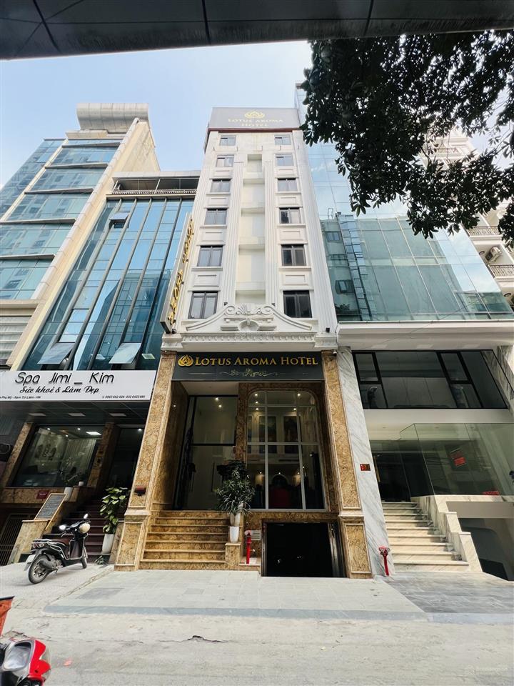 Bán nhà ngụy như kon tum  60m2  9 tầng giá42,5 tỷ thang máy  kinh doanhvỉa hè ô tô tránh.