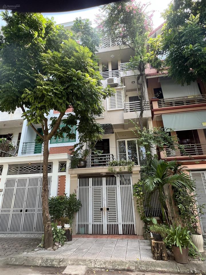 Bán nhà phân lô văn quán 88m2  mt 4,6m  26,8 tỷ  kinh doanh ô tô tránh.