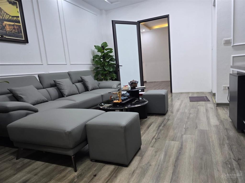 Bán lk đẹp nguyễn tuân, 100m2, mt 5,5m, giá 70 tỷ  thang máy, dòng tiền 65tr/tháng