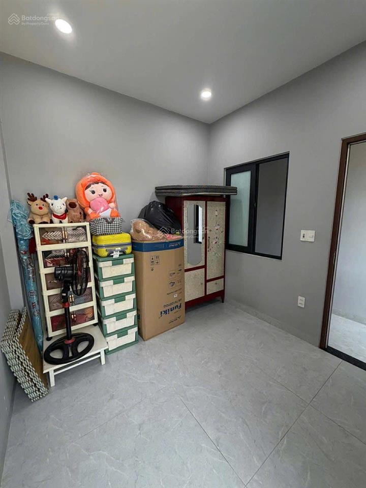 Sập hầm nhà mặt tiền mới xây nguyễn xuân hữu, 2 tầng giá chỉ 4tỷ5