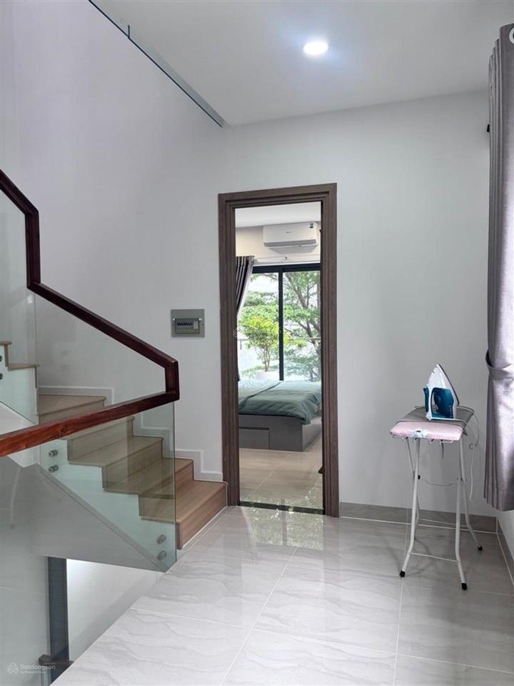 Bán nhà mới căn góc 4,5x15 đường nhựa 8m huỳnh tấn phát ttnb chỉ 7 tỷ 500 chủ đang ở tặng nội thất