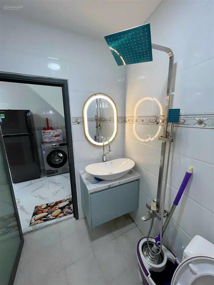Bán nhà mới gần 50m2 hỗ chỉ 3 tỷ 300 shr vay ngân hàng huỳnh tấn phát q7