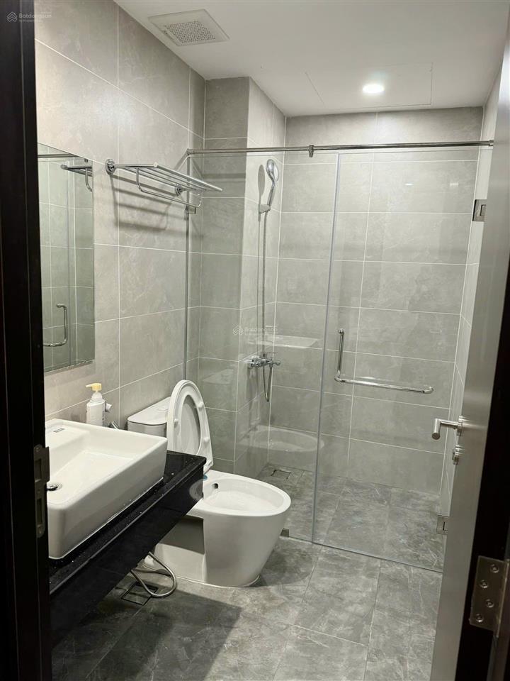 Csky view 100m2 3pn đã có sổ hồng  cắt lỗ 600tr, giá 3,2 tỷ  đang thuê 14tr/th