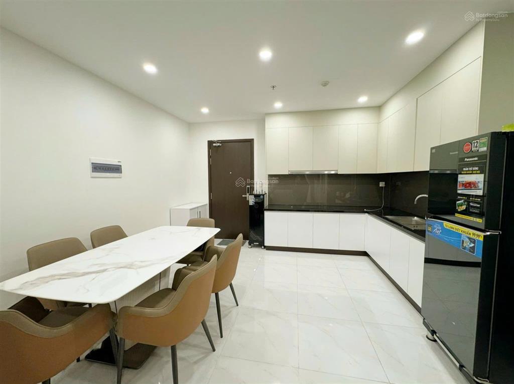 Csky view 100m2 3pn đã có sổ hồng  cắt lỗ 600tr, giá 3,2 tỷ  đang thuê 14tr/th