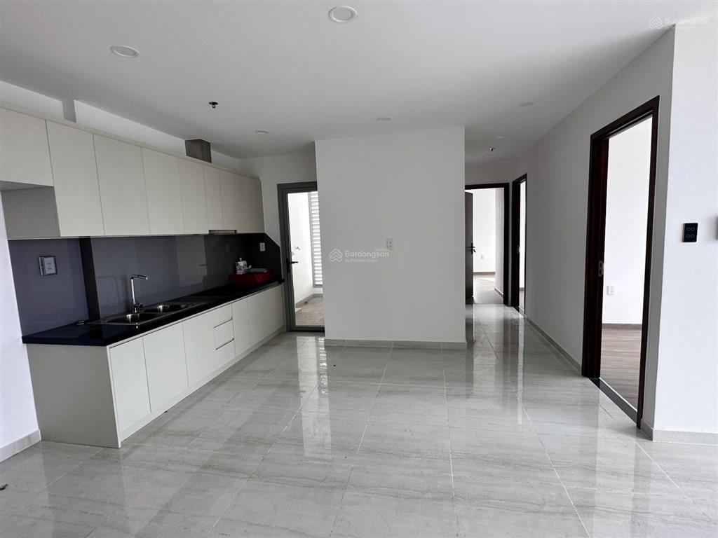 Căn 3pn happy one central 94m2 nhà mới 100% 3.7 tỷ
