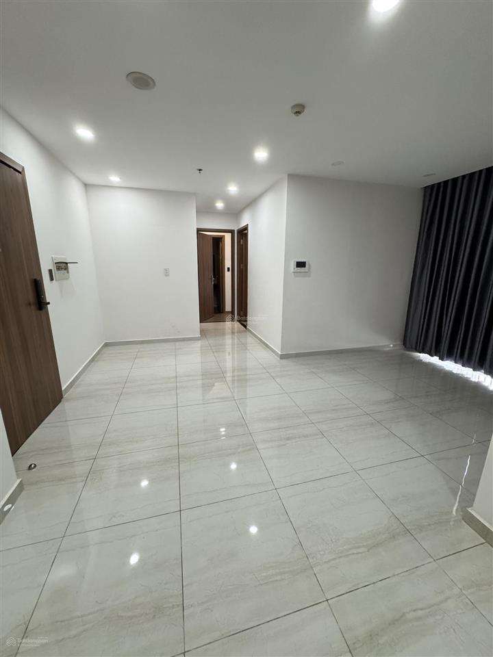 Bán 2pn, 2wc, 69m2, tầng cao view ngoài, happy one central giá 2,45 tỷ