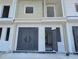 2.8 tỷ/ bán nhà xây mới 1t1l gần vòng xoay cầu hang giáp ranh dĩ an. quá rẻ đường oto