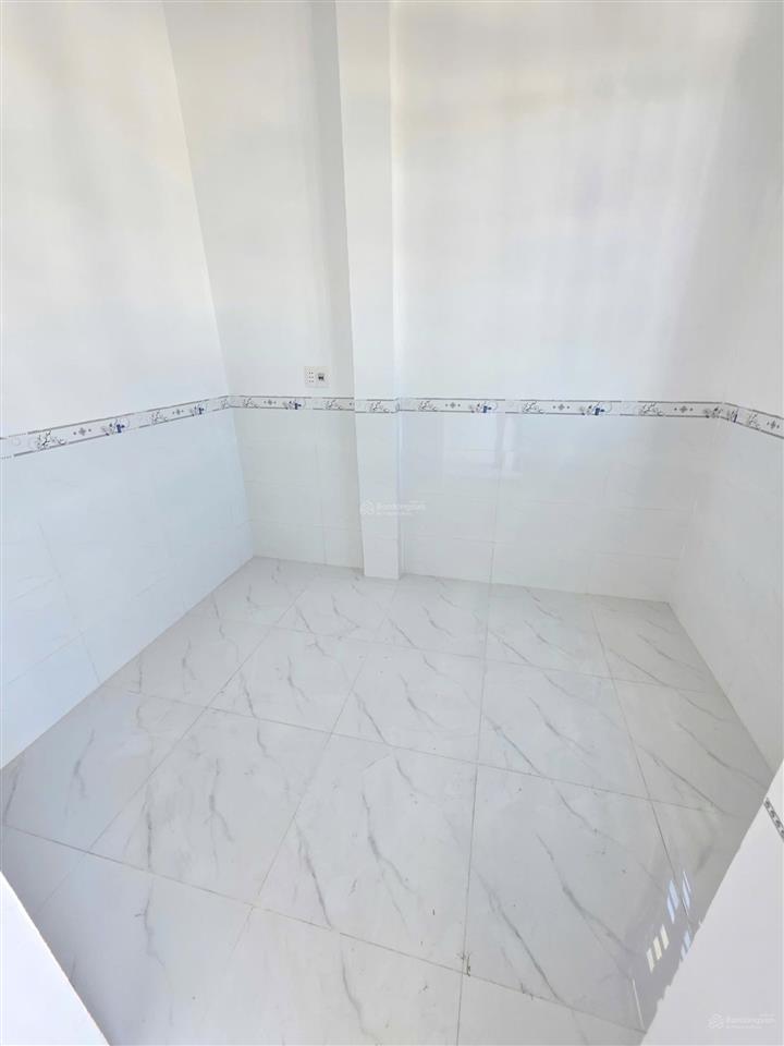 Ngộp giảm giá còn 3,4 tỷ  bán nhà xây mới gần kcn vsip 1, p. an phú, tp. thuận an. đường nguyễn du