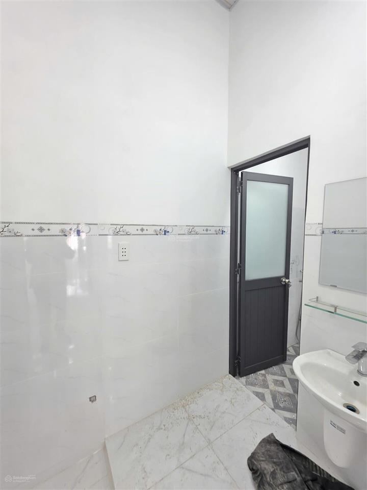 Ngộp giảm giá còn 3,4 tỷ  bán nhà xây mới gần kcn vsip 1, p. an phú, tp. thuận an. đường nguyễn du