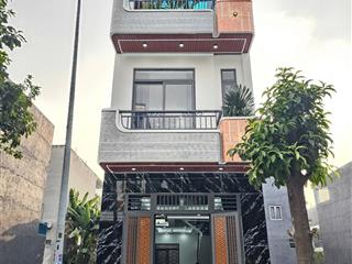 4.6 tỷ/ bán nhà đẹp kdc lê phong bình chuẩn gần ngã tư bình chuẩn, p.bình chuẩn tp.thuận an