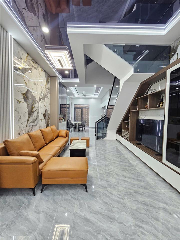 4.6 tỷ/ bán nhà đẹp kdc lê phong bình chuẩn gần ngã tư bình chuẩn, p.bình chuẩn tp.thuận an