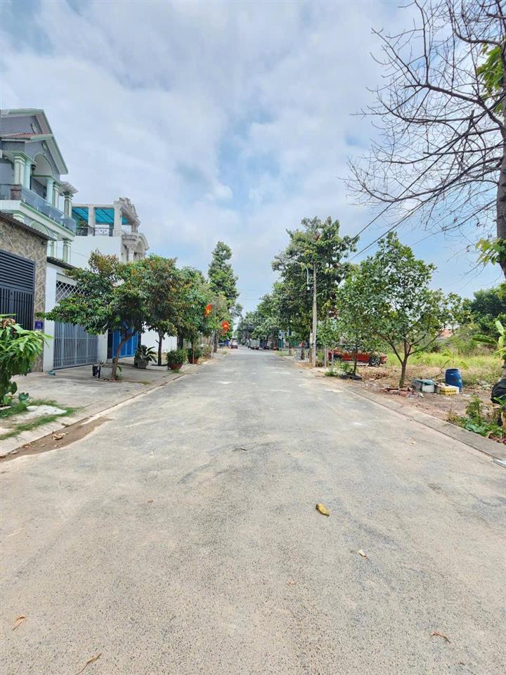 4.6 tỷ/ bán đất xây tự do kdc biconsi p.tân bình tp.dĩ an. ngay ngã tư bình trị chợ tân bình