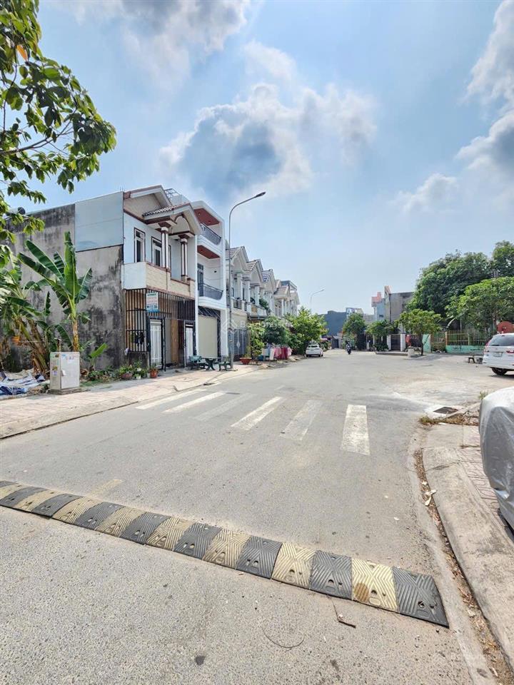 4.6 tỷ/ bán đất xây tự do kdc biconsi p.tân bình tp.dĩ an. ngay ngã tư bình trị chợ tân bình