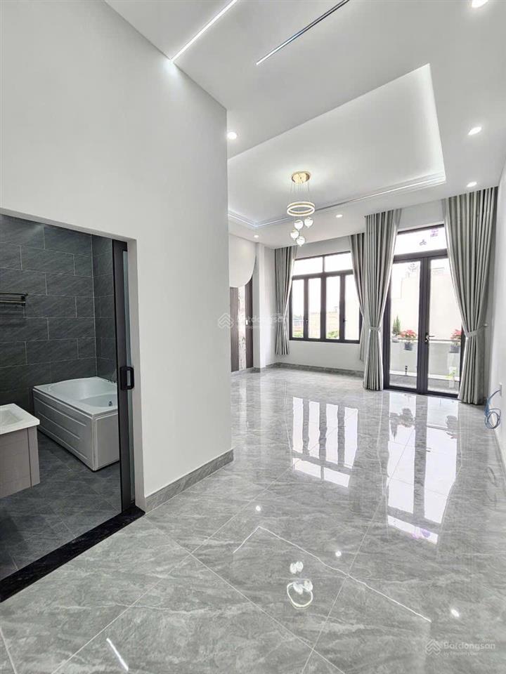 5.1 tỷ/ bán nhà gần vincom ngã tư 550 2km, p.tân đông hiệp, dĩ an. full nội thất hoàn công đầy đủ