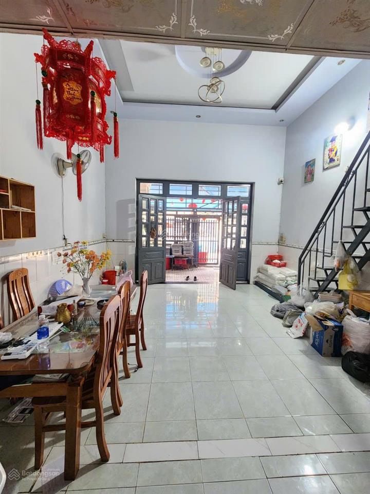 2.7 tỷ / bán nhà 1 gác lửng gần đường bình chuẩn 63 p.bình chuẩn tp.thuận an. gần lê thị trung