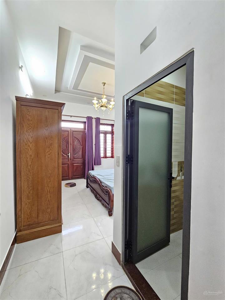 4.289 tỷ/ bán nhà 1 trệt 2 lầu kdc phú hồng thịnh 8 đẹp, p.bình chuẩn, tp.thuận an