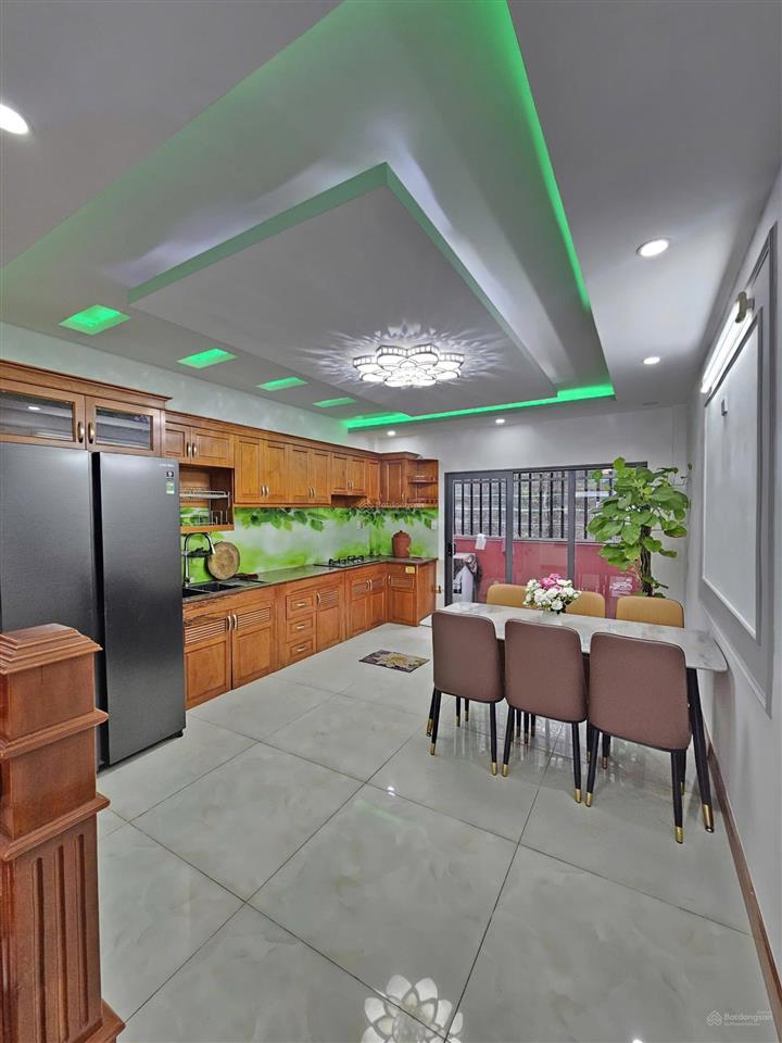 4.289 tỷ/ bán nhà 1 trệt 2 lầu kdc phú hồng thịnh 8 đẹp, p.bình chuẩn, tp.thuận an