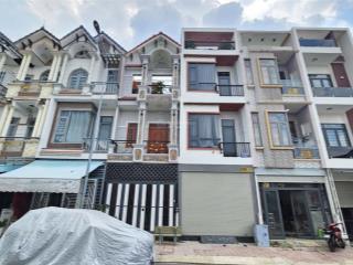 4.289 tỷ/ bán nhà 1 trệt 2 lầu kdc phú hồng thịnh 8 đẹp, p.bình chuẩn, tp.thuận an
