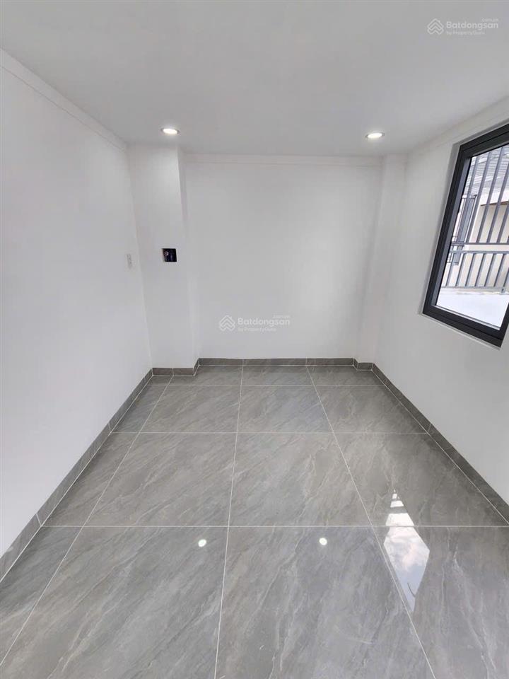 5.6 tỷ / bán nhà 1 trệt 2 lầu , kdc lộc phát residence, p.thuận giao, tp.thuận an. gần quốc lộ 13