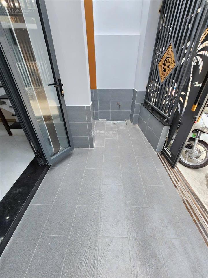 4.5 tỷ / bán nhà 1 trệt 1 lửng gần chợ dĩ an 1 chỉ 400m, p.dĩ an tp.dĩ an. gần cụm trường cấp 1,2