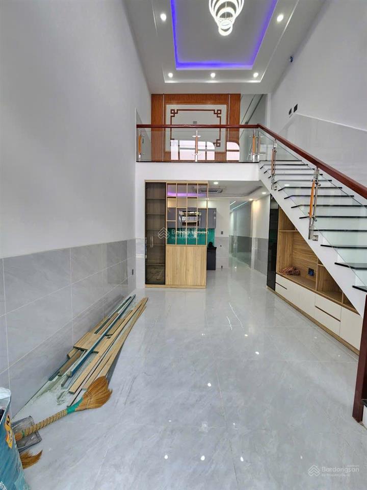 4.5 tỷ / bán nhà 1 trệt 1 lửng gần chợ dĩ an 1 chỉ 400m, p.dĩ an tp.dĩ an. gần cụm trường cấp 1,2