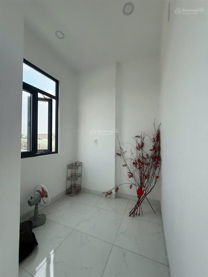 2.65 tỷ / bán nhà 1 trệt 1 lầu bình chuẩn 20 p.bình chuẩn tp.thuận an. gần ngã tư bình chuẩn