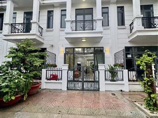3.8 tỷ / bán nhà phố full nội thất kdc phước điền gần miếu ông cù, p.tân phước khánh, tp.tân uyên