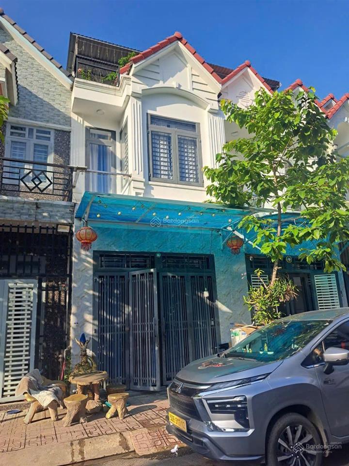 3.65 tỷ / bán nhà 1 trệt 1 lầu tum kdc phú hồng thịnh 8 gần ngã tư miếu ông cù tp thuận an