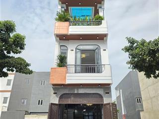4,6 tỷ / bán nhà 1t2l full nội thất kdc lê phong bình chuẩn gần ngã tư bình chuẩn tp.thuận an