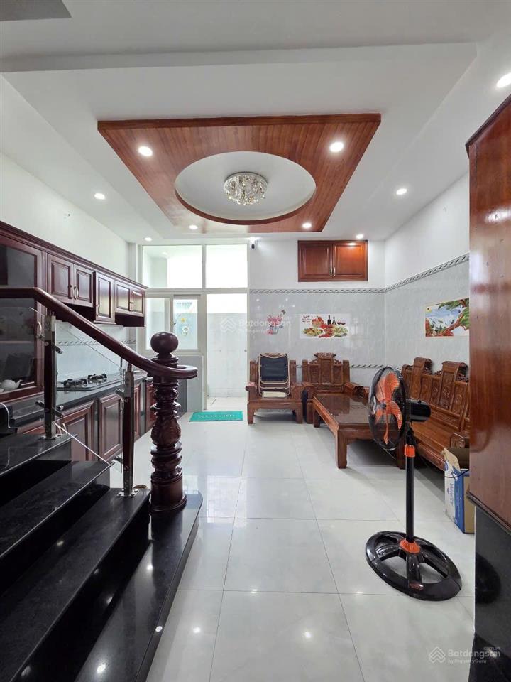 Bán nhà 1 trệt 2 lầu kdc thuận giao kinh doanh buôn bán được, p. thuận giao, tp. hồ chí minh