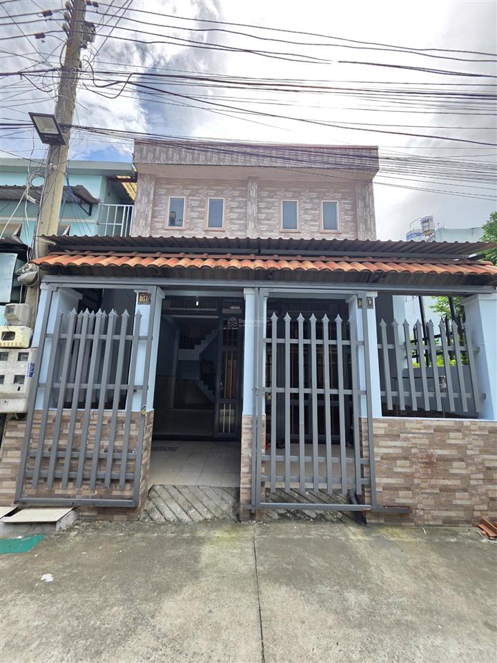 3,35 tỷ / bán nhà 1t1l hoàn công gần chợ lái thiêu, p.lái thiêu, tp.thuận an cũ. chia làm 2 căn