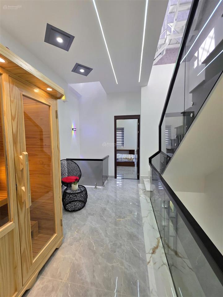 Bán nhà full nội thất 3 tầng 4pn, 4wc tại ngã 6 an phú thuận an với giá siêu hời 4.2 tỷ