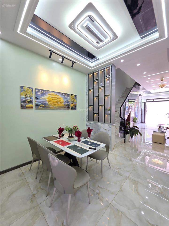 Bán nhà full nội thất 3 tầng 4pn, 4wc tại ngã 6 an phú thuận an với giá siêu hời 4.2 tỷ