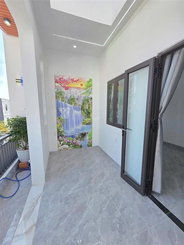 Bán nhà full nội thất 3 tầng 4pn, 4wc tại ngã 6 an phú thuận an với giá siêu hời 4.2 tỷ