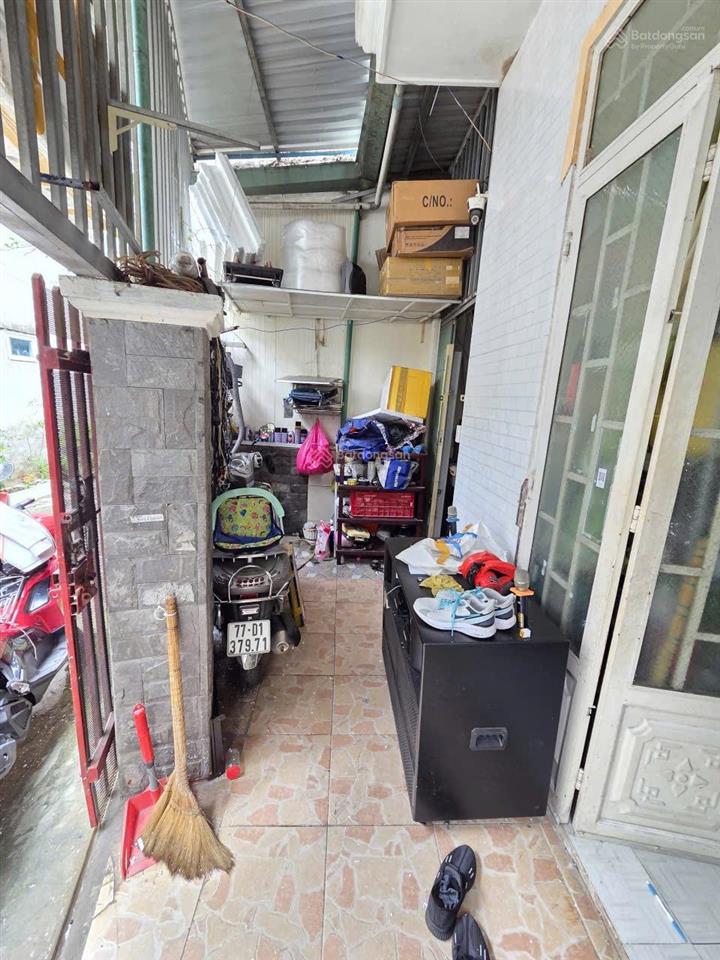 3,2 tỷ / bán nhà cấp 4 gác lửng đường nguyễn an ninh, gần ngã 3 cây điệp p. dĩ an tp. dĩ an