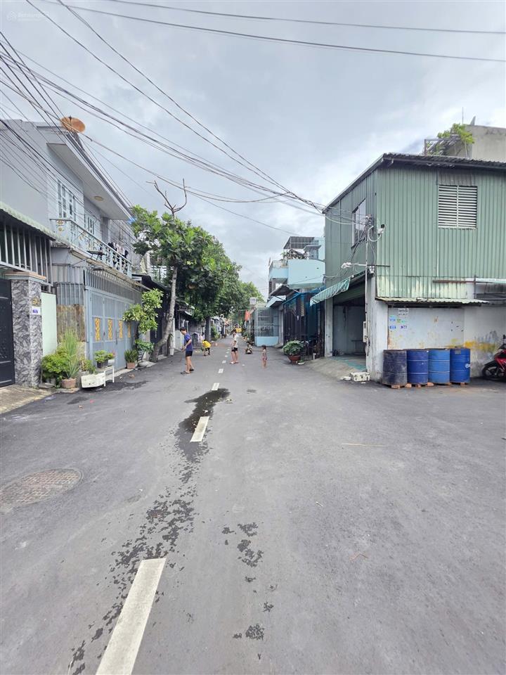 2,9 tỷ/ bán đất mới tách gần lê thị trung ngã 6 an phú trường cấp 3 an phú thuận an. sổ sẵn