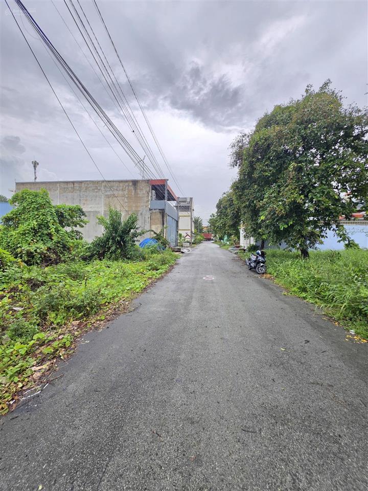 Bán đất (10x19,8m) 198m2 xây căn hộ dịch vụ, biệt thự gần làng đh quốc gia, kdl thuỷ châu tp dĩ an