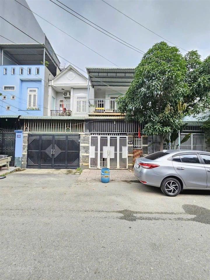 Chủ cần bán gấp giảm giá quá rẻ . nhà 1 trệt 1 lầu kdc gần vincom550 p.tân đông hiệp tp.dĩ an 3.4tỷ