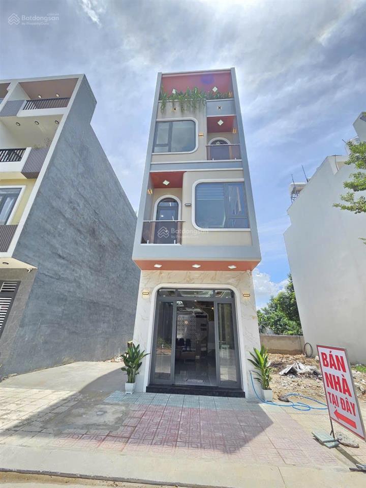 Giảm 600 triệu còn 5 tỷ bán nhà 1 trệt 2 lầu, kdc lộc phát residence, p. thuận giao, tp. thuận an