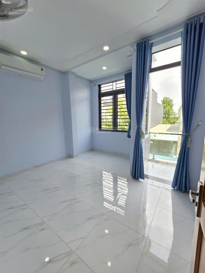 Bán nhà 1 trệt 1 lầu tum gần ngã tư miếu ông cù p.bình chuẩn, tp.thuận an. ngay kdc phú hồng thịnh