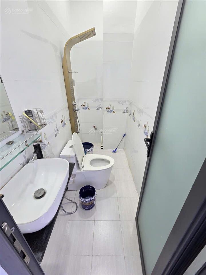 Bán nhà 1 trệt 1 lầu tum gần ngã tư miếu ông cù p.bình chuẩn, tp.thuận an. ngay kdc phú hồng thịnh