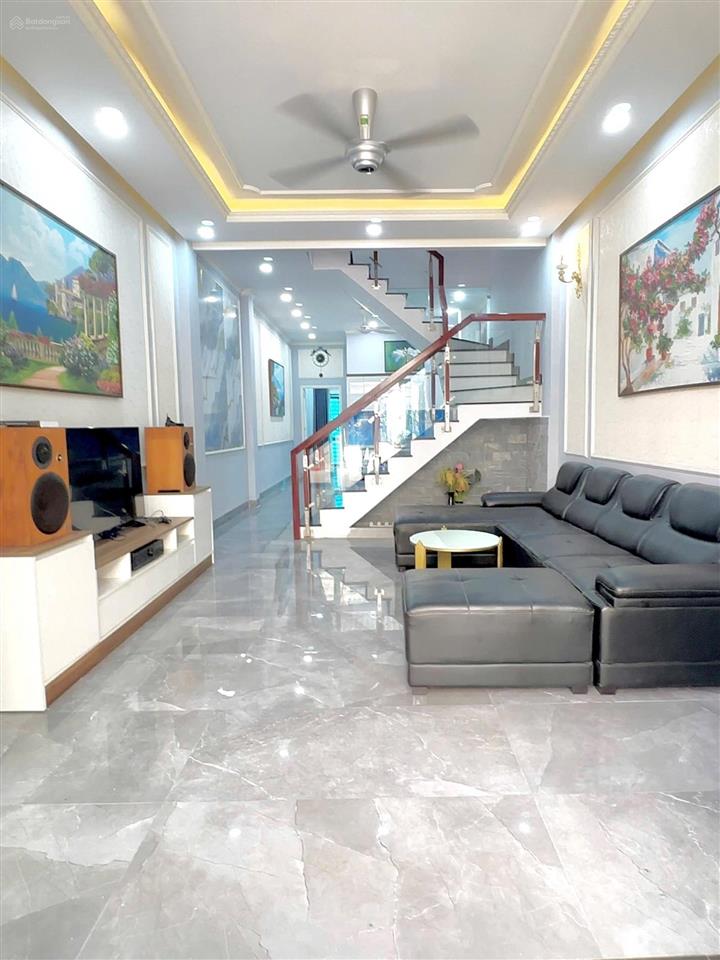 6,1 tỷ / bán nhà hoàn công 1 trệt 2 lầu đúc đổ 3 tấm kdc hoàng nam 3 p. đông hòa tp. dĩ an. gần go