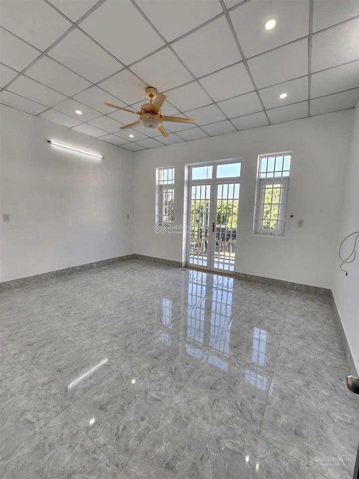3,6 tỷ / bán nhà hoàn công 1 trệt 1 lầu kdc hòa lân gần chợ thuận giao, p. thuận giao, tp. thuận an