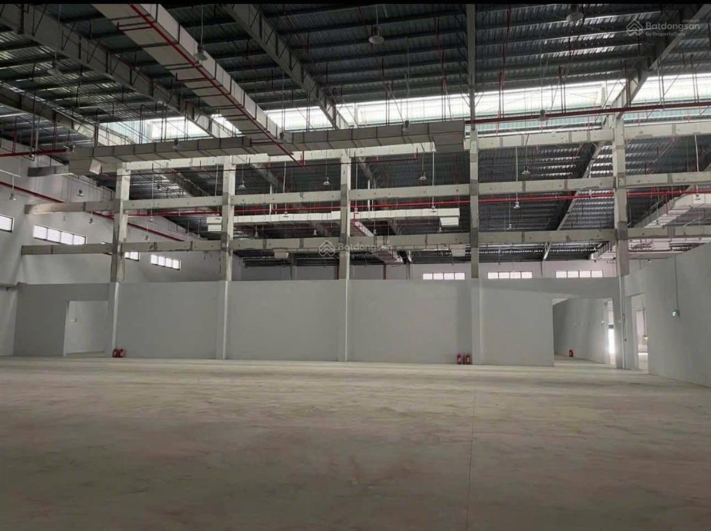 Cc cty cần cho thuê gấp 1500m2 tại cụm cn thường tín, kho xưởng đạt chuẩn iso pccc nghiệm thu.