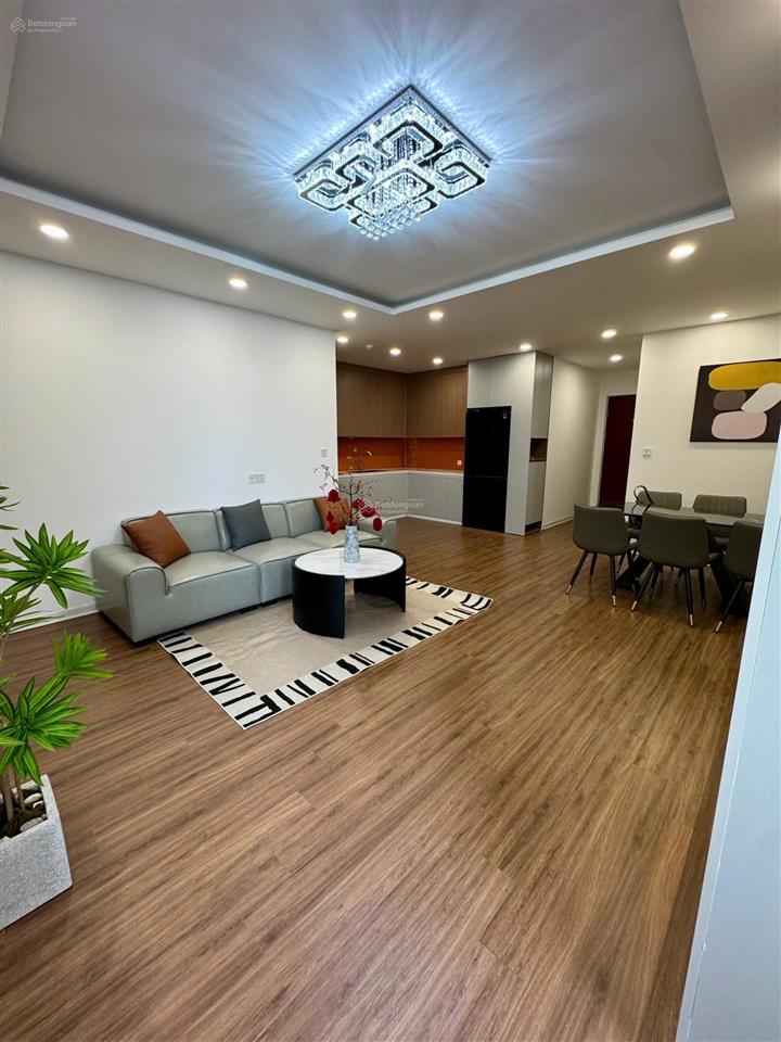 Bán gấp căn 3pn full đồ chung cư eurowindow river park