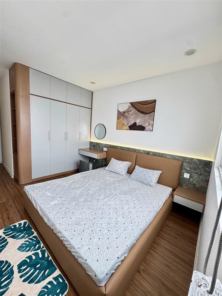 Bán gấp căn 3pn full đồ chung cư eurowindow river park