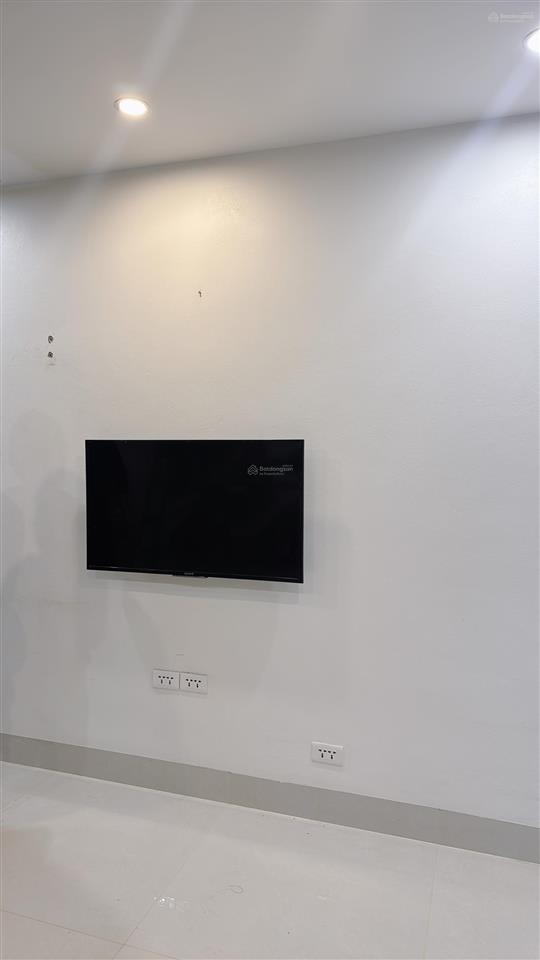 Cho thuê 1n + 1k giá 7 triệu full đồ chung cư eurowindow river park