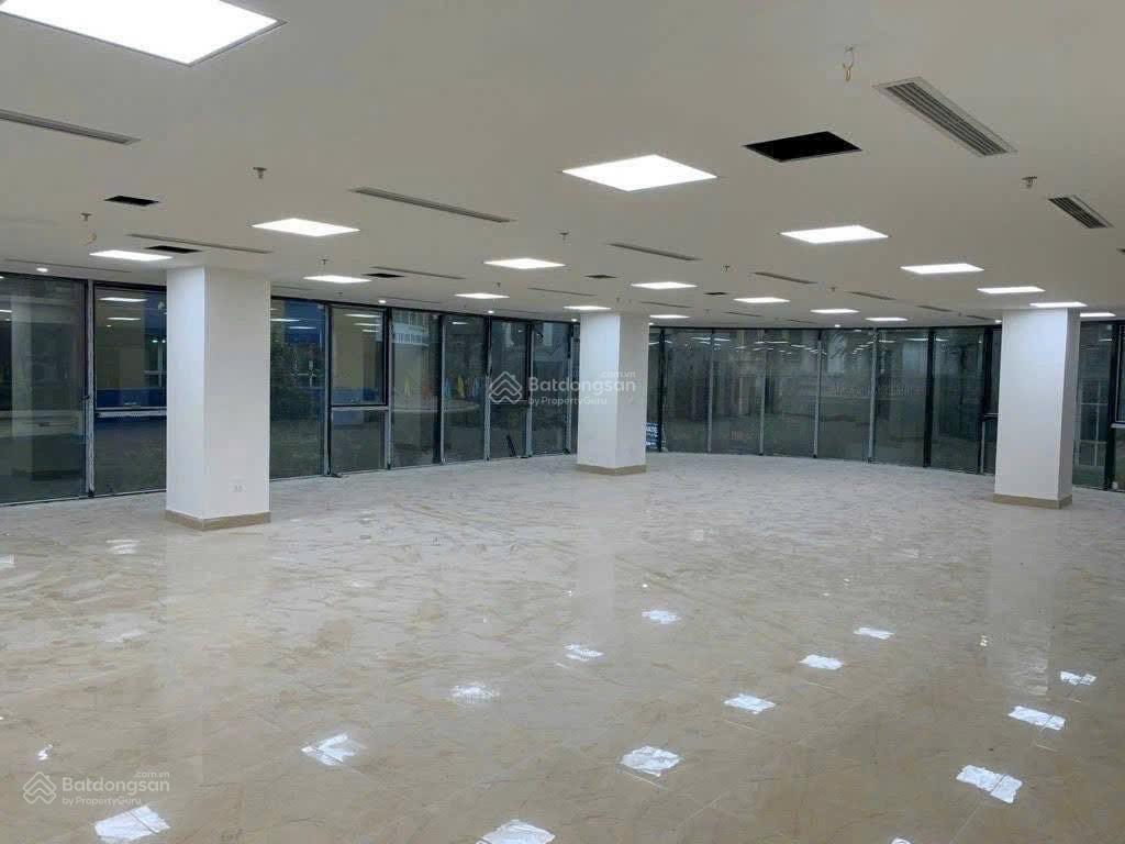Nhà mặt phố hồng tiến, giá ưu đãi 76 tỷ, 162m2, 6 tầng, hướng đông nam