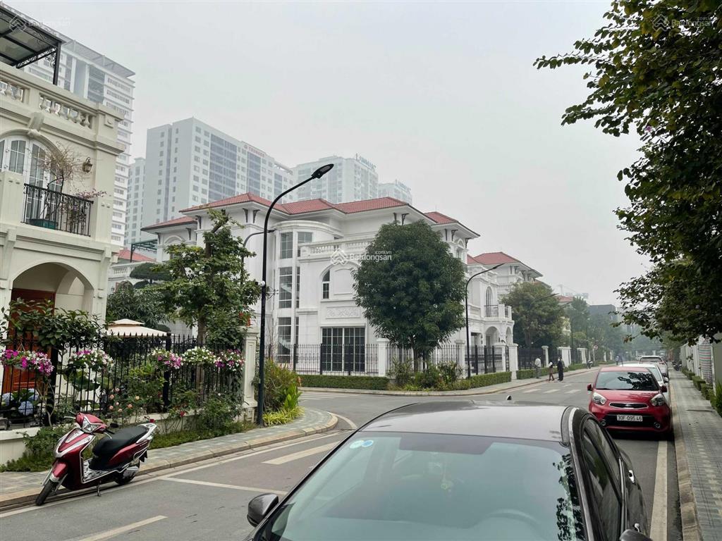 Bán biệt thự đơn lập embassy garden 259m2 căn góc vườn hoa  đông nam  chủ nhà 0332 625 ***